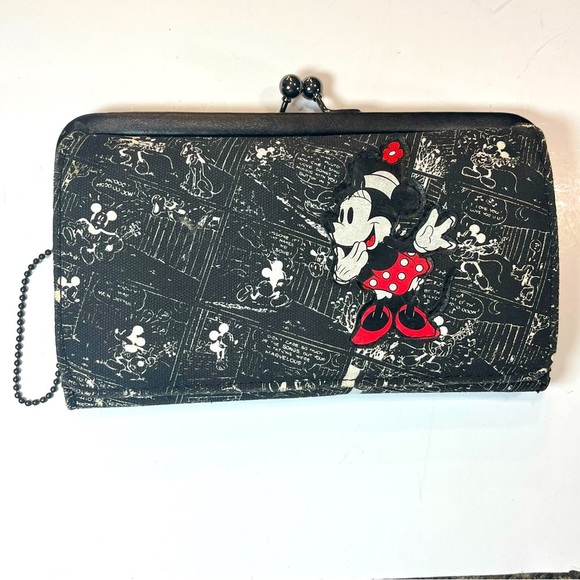 Disney Couture Minnie Mouse Wallet Clutch Bow Purse- Mickey All Over - Picture 1 of 5